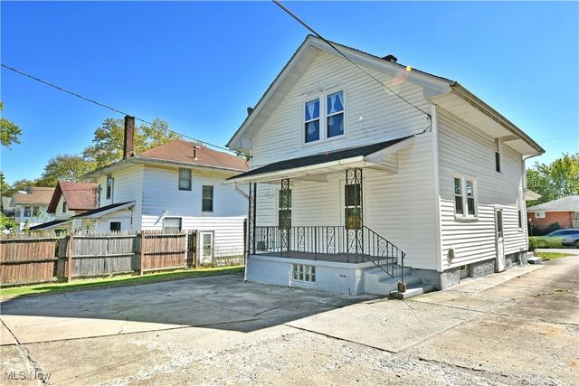 2510 E Midlothian Boulevard, Youngstown, OH 44502