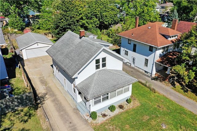 2510 E Midlothian Boulevard, Youngstown, OH 44502