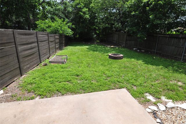 11301 Oakwood DR B, Austin, TX 78753