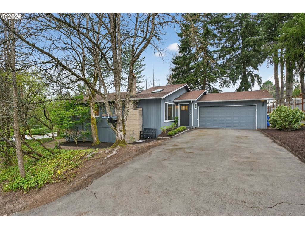 9843 Sw 2ND Ave, Portland, OR 97219