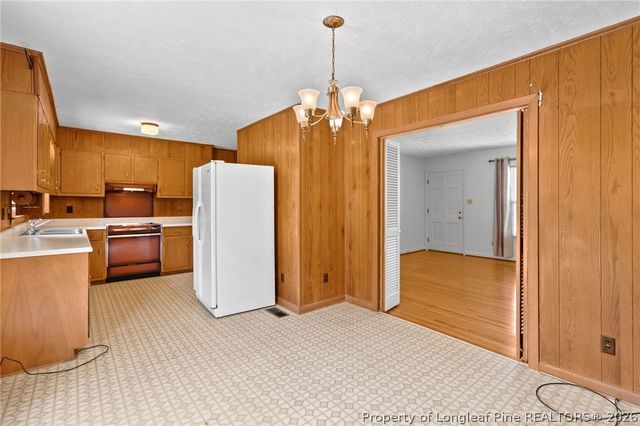 7517 Bridgeman Drive, Fayetteville, NC 28303