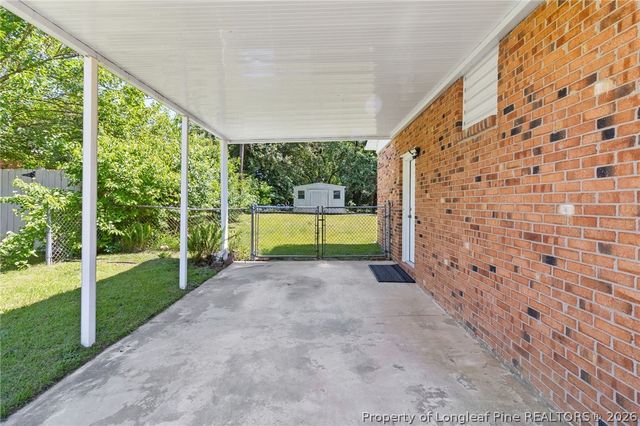 7517 Bridgeman Drive, Fayetteville, NC 28303