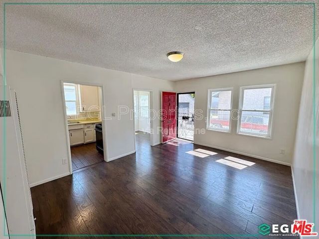 315 W Queen Street, Inglewood, CA 90301