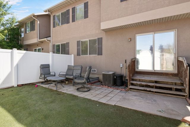 12238 S MADISON VIEW DR, Riverton, UT 84065