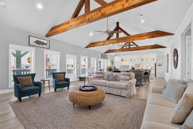 937 S Cove, Crystal Beach, TX 77650