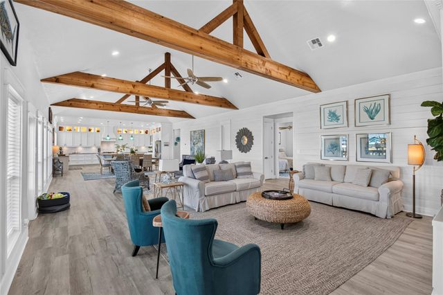 937 S Cove, Crystal Beach, TX 77650