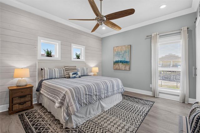 937 S Cove, Crystal Beach, TX 77650