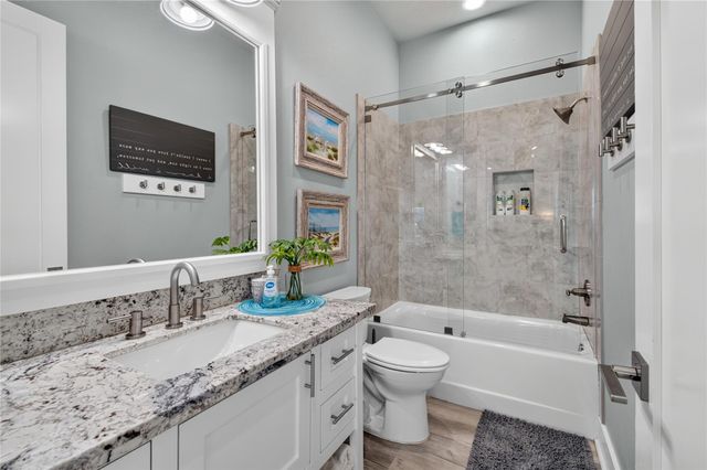 937 S Cove, Crystal Beach, TX 77650