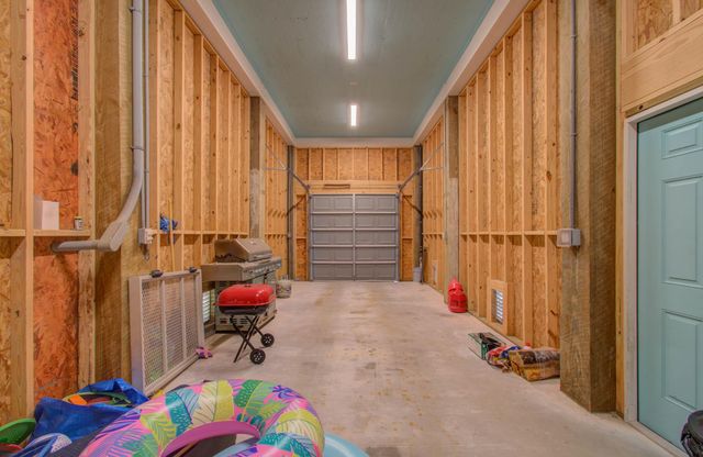 937 S Cove, Crystal Beach, TX 77650