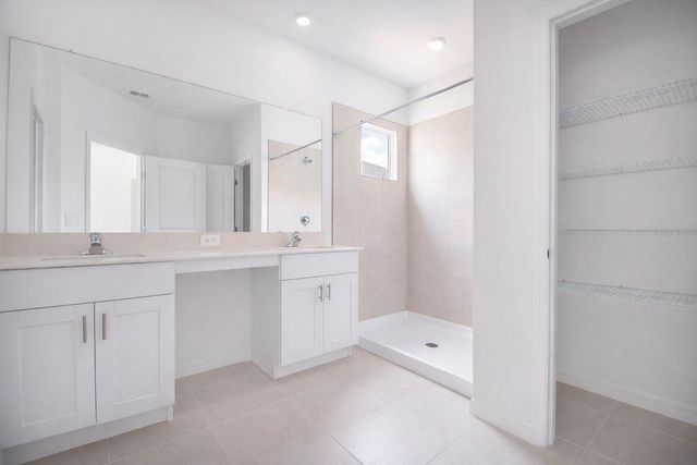 3396 LAPIS LAKE DRIVE, Zephyrhills, FL 33541