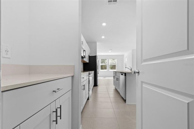 3396 LAPIS LAKE DRIVE, Zephyrhills, FL 33541