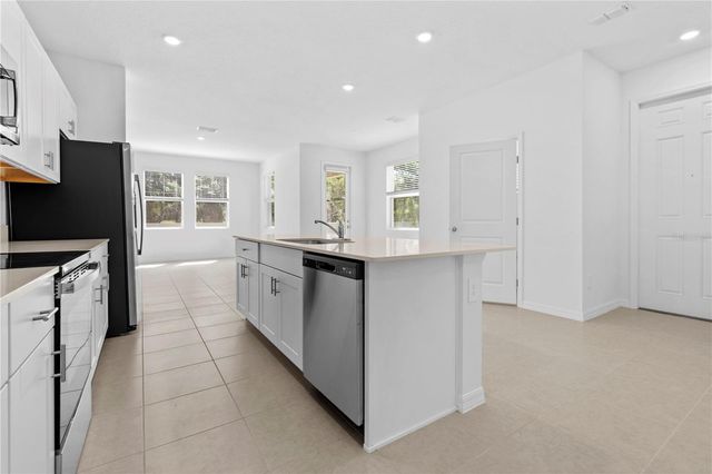 3396 LAPIS LAKE DRIVE, Zephyrhills, FL 33541