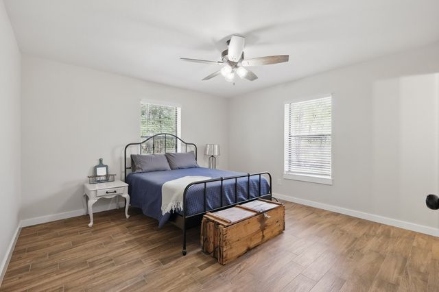 2446 Neely Trail, Valley View, TX 76272