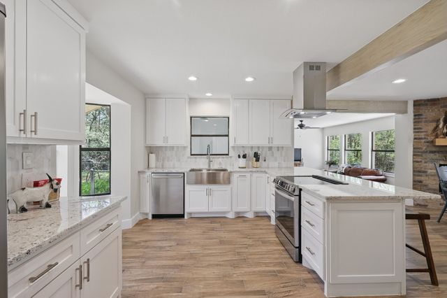 2446 Neely Trail, Valley View, TX 76272