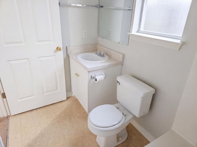 1057 Antigua Circle, Pensacola, FL 32506
