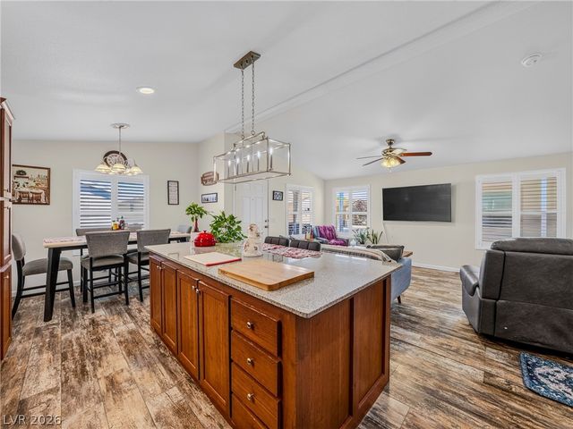 364 South Hilton Head Street, Pahrump, NV 89048