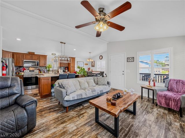 364 South Hilton Head Street, Pahrump, NV 89048