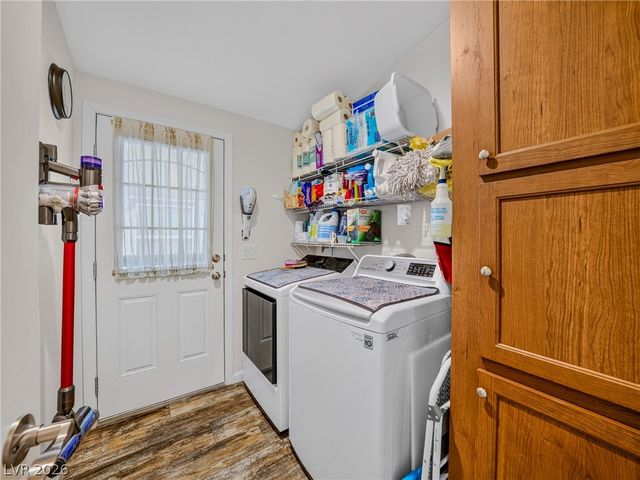 364 South Hilton Head Street, Pahrump, NV 89048