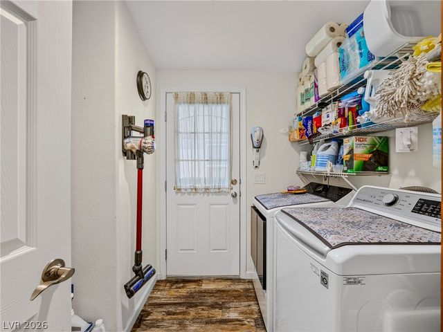 364 South Hilton Head Street, Pahrump, NV 89048