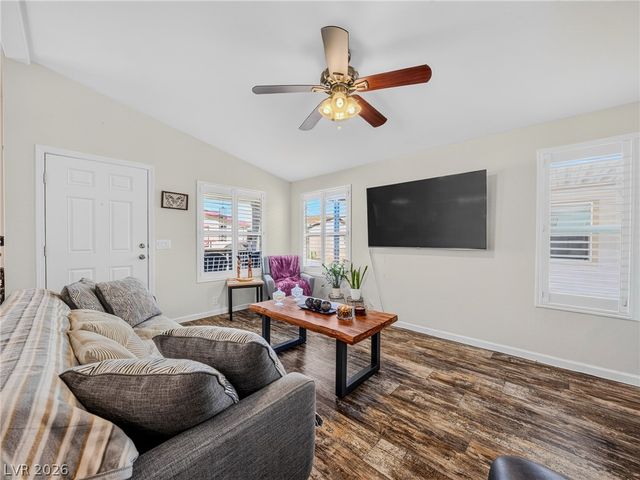 364 South Hilton Head Street, Pahrump, NV 89048