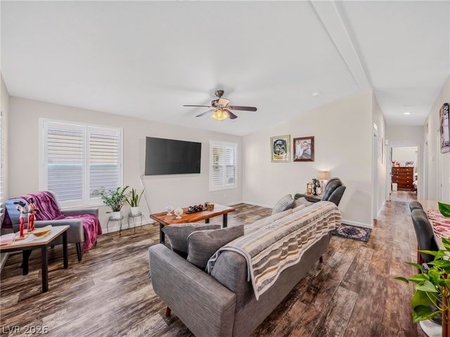364 South Hilton Head Street, Pahrump, NV 89048