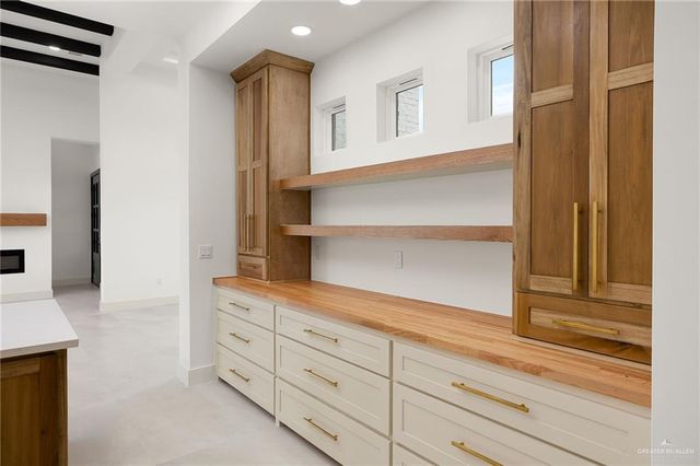 200 Micaela Service Road, Penitas, TX 78576