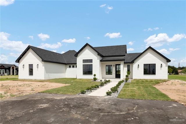 200 Micaela Service Road, Penitas, TX 78576