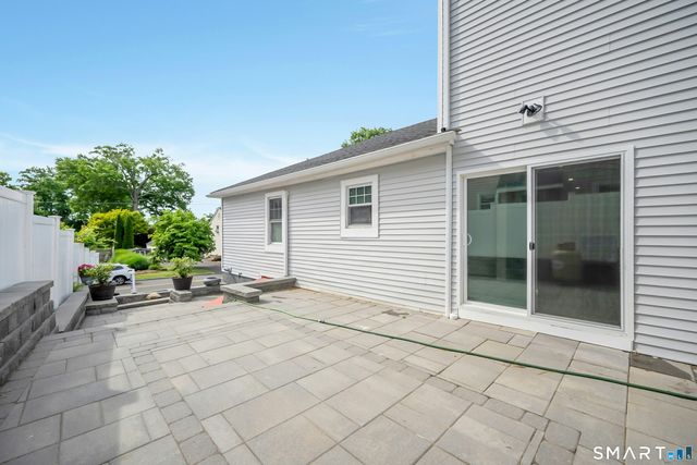 198 Castle Avenue, Fairfield, CT 06825