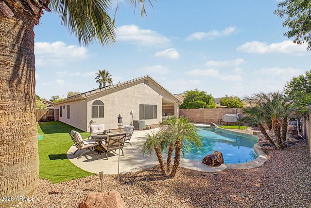 541 W VILLA MARIA Drive, Phoenix, AZ 85023