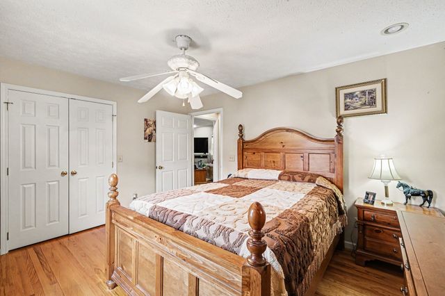 524 Elm St, Smithville, TN 37166