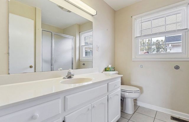 524 Elm St, Smithville, TN 37166