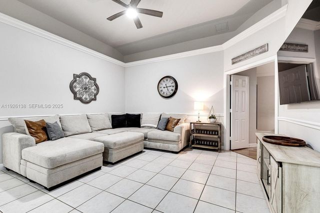 12117 Colony Preserve Dr, Boynton Beach, FL 33436