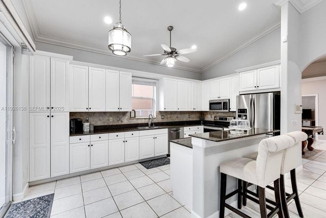 12117 Colony Preserve Dr, Boynton Beach, FL 33436