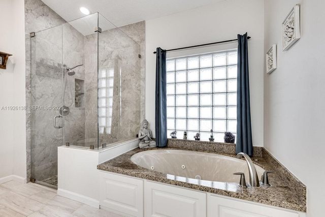 12117 Colony Preserve Dr, Boynton Beach, FL 33436