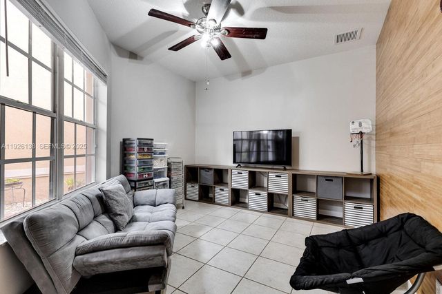 12117 Colony Preserve Dr, Boynton Beach, FL 33436