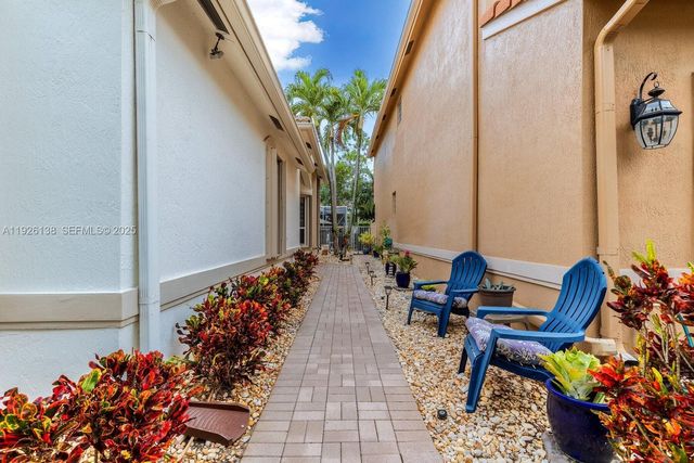 12117 Colony Preserve Dr, Boynton Beach, FL 33436