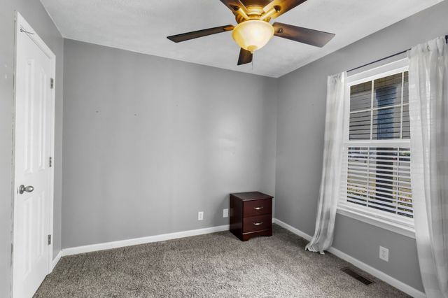 130 Fall Creek Dr, Murfreesboro, TN 37129