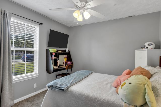 130 Fall Creek Dr, Murfreesboro, TN 37129