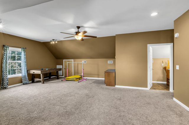 130 Fall Creek Dr, Murfreesboro, TN 37129