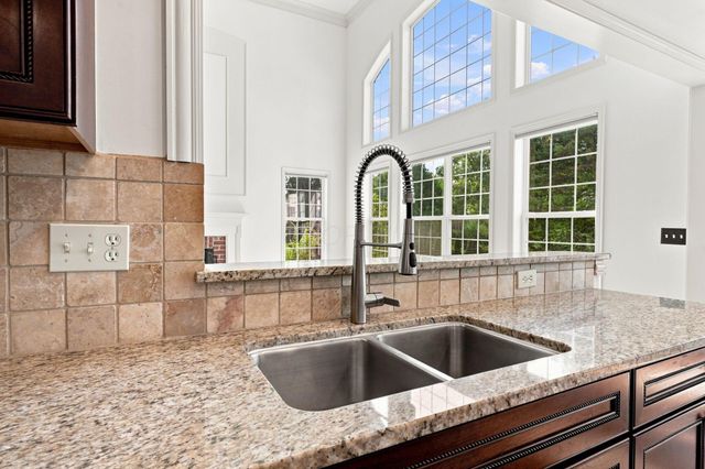6816 Bishops Wood Drive, New Albany, OH 43054