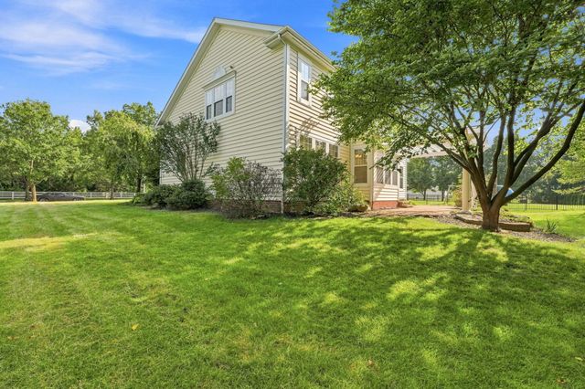 6816 Bishops Wood Drive, New Albany, OH 43054