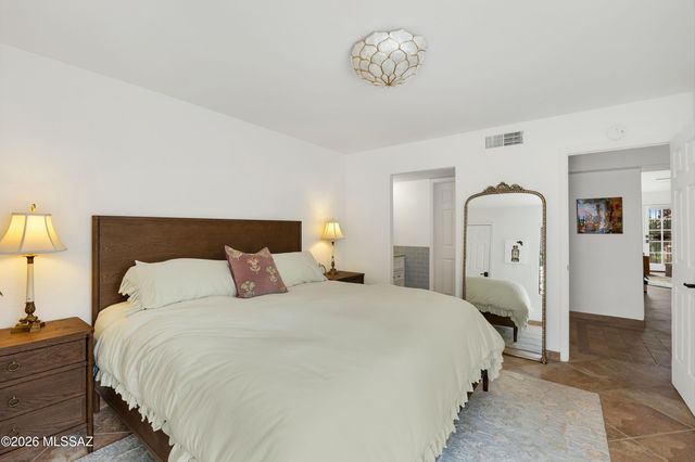 7601 N Calle Sin Envidia Apt 58, Tucson, AZ 85718