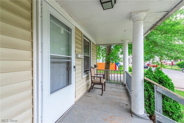 3295 W 56th Street, Cleveland, OH 44102