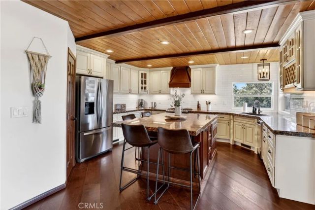 27366 Matterhorn, Lake Arrowhead, CA 92352