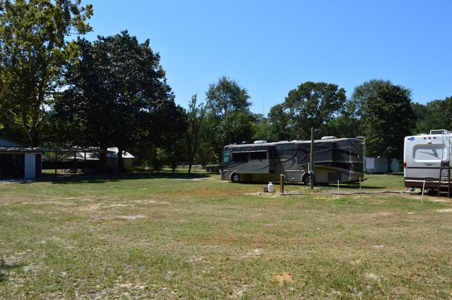 4103 King Lake Road, Defuniak Springs, FL 32433