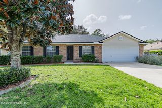 1342 LINDSEYS CROSSING Drive, Jacksonville, FL 32218