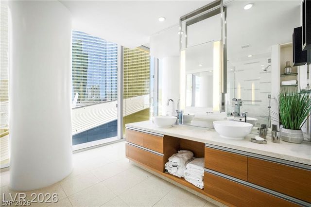 3726 Las Vegas Boulevard 302, Las Vegas, NV 89158