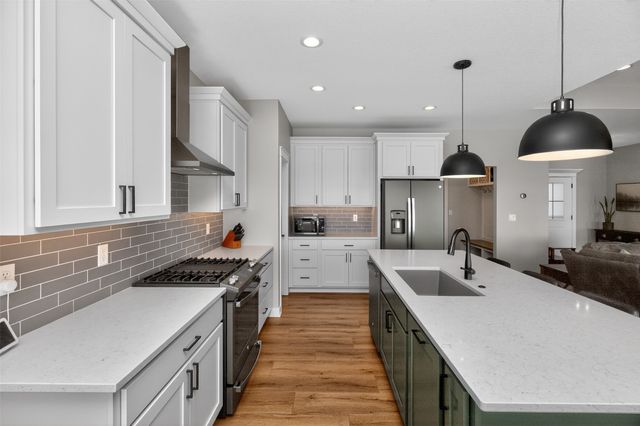 334 Cedar Drive, Gilbert, IA 50105