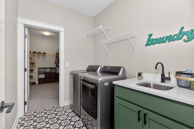 334 Cedar Drive, Gilbert, IA 50105