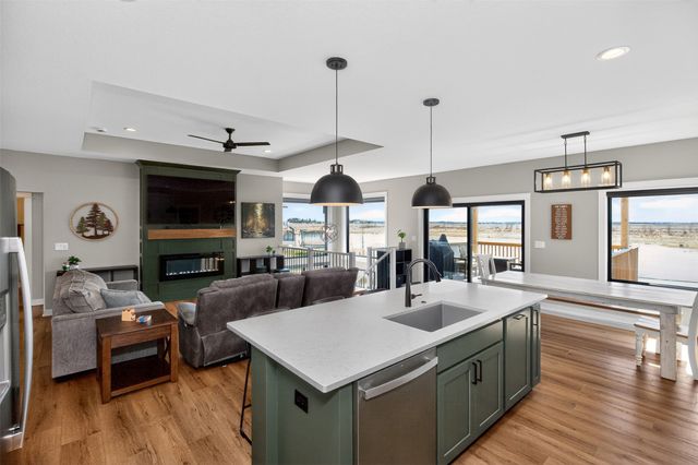 334 Cedar Drive, Gilbert, IA 50105